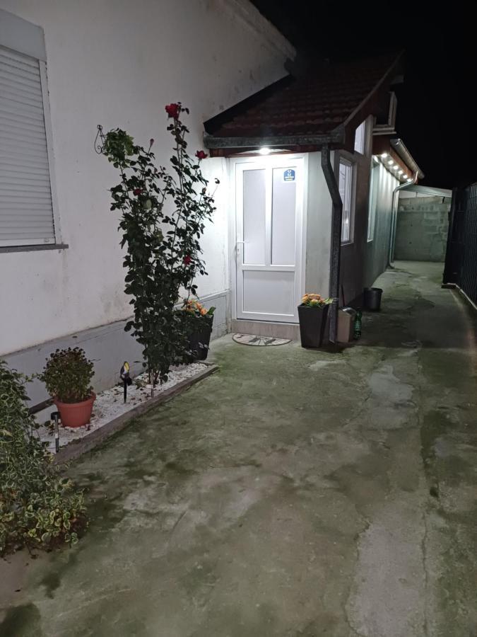 Apartman “Sanja” Pirot Exteriör bild